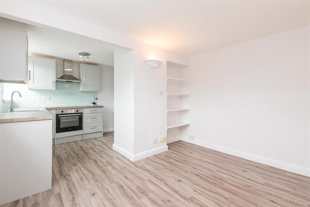 Apartment in Harborough, Market Harborough - More