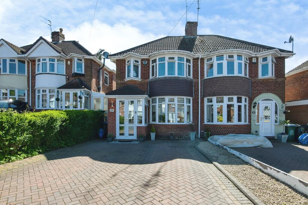 Main image of property: Park Avenue, OLDBURY