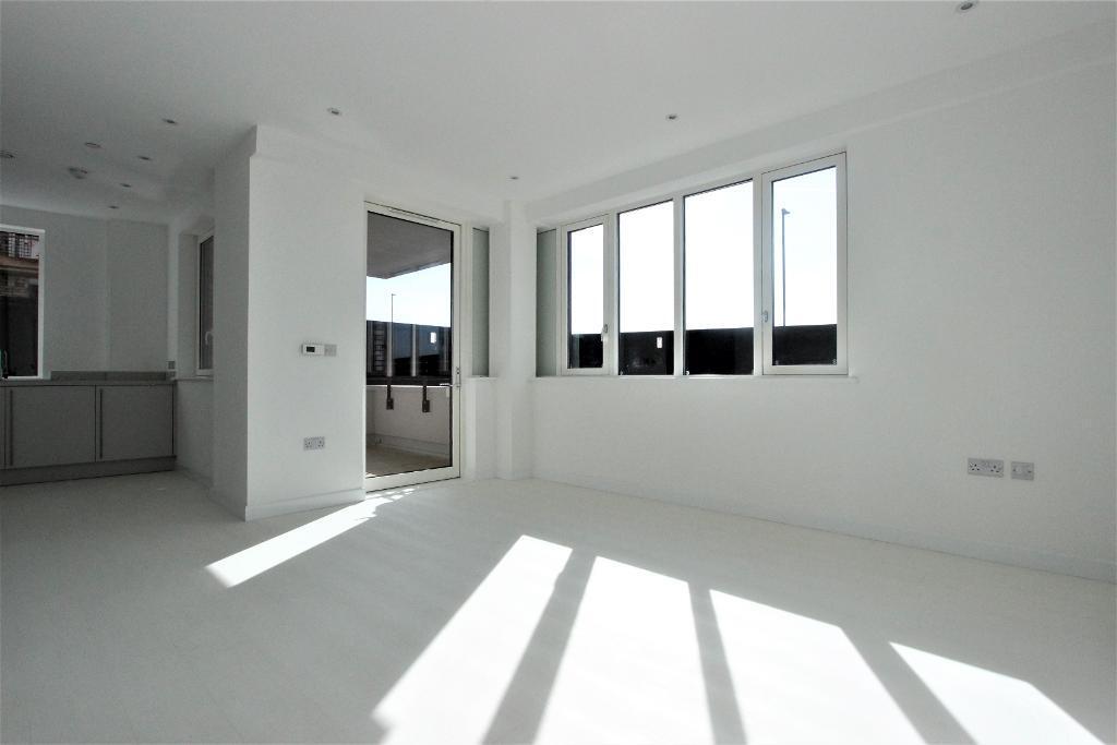 Apartment in Barking, Fielders Quarter, Scrattons Farm - View 3