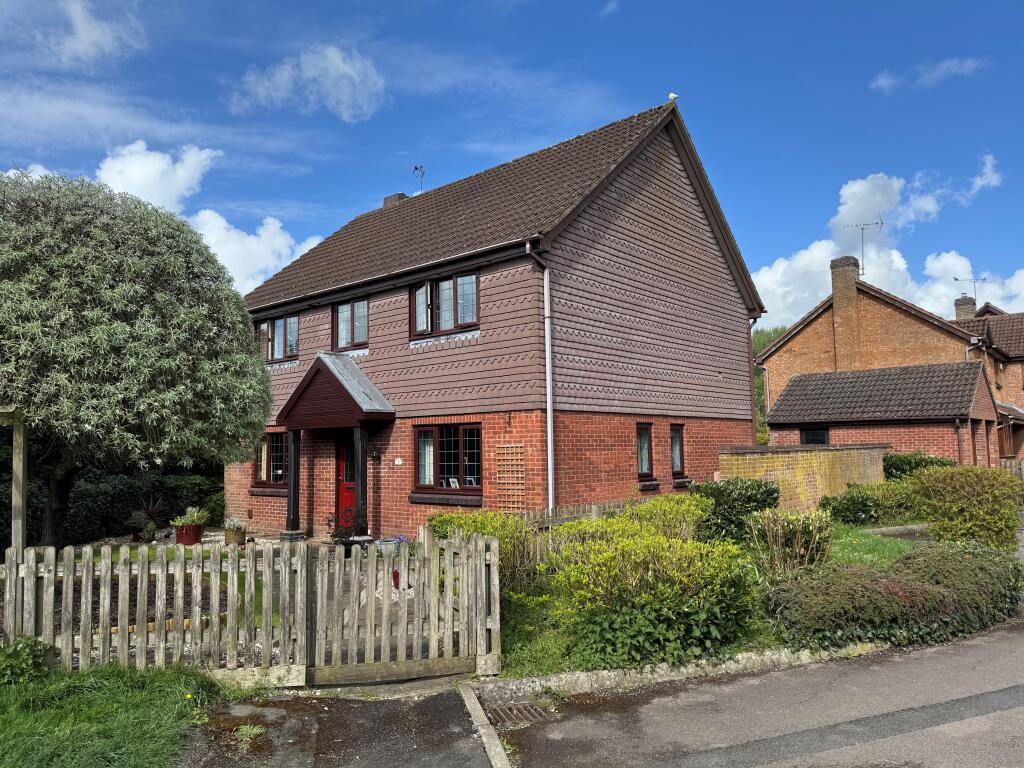 Main image of property: Jewel Close, Grange Park, Swindon, SN5