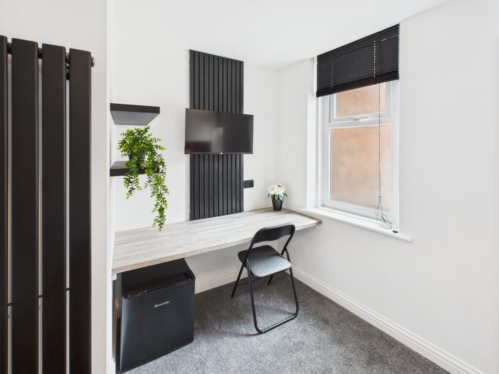 House in Newcastle upon Tyne - More
