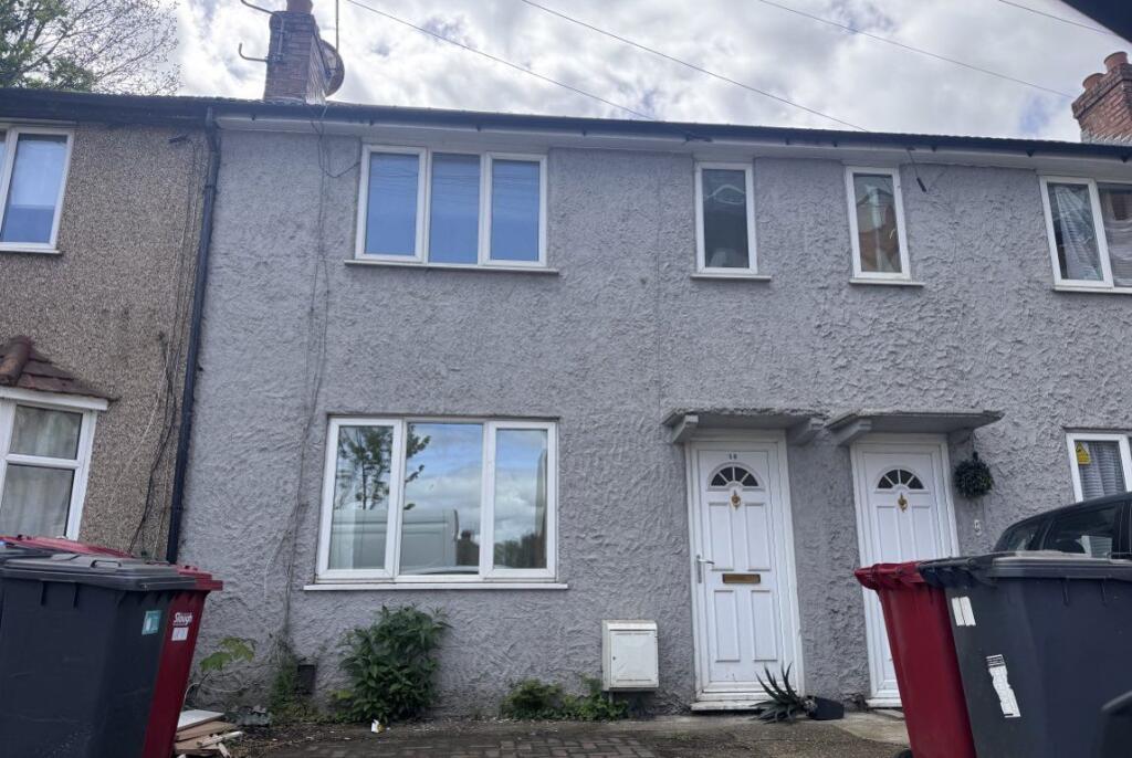 Main image of property: Mill Street