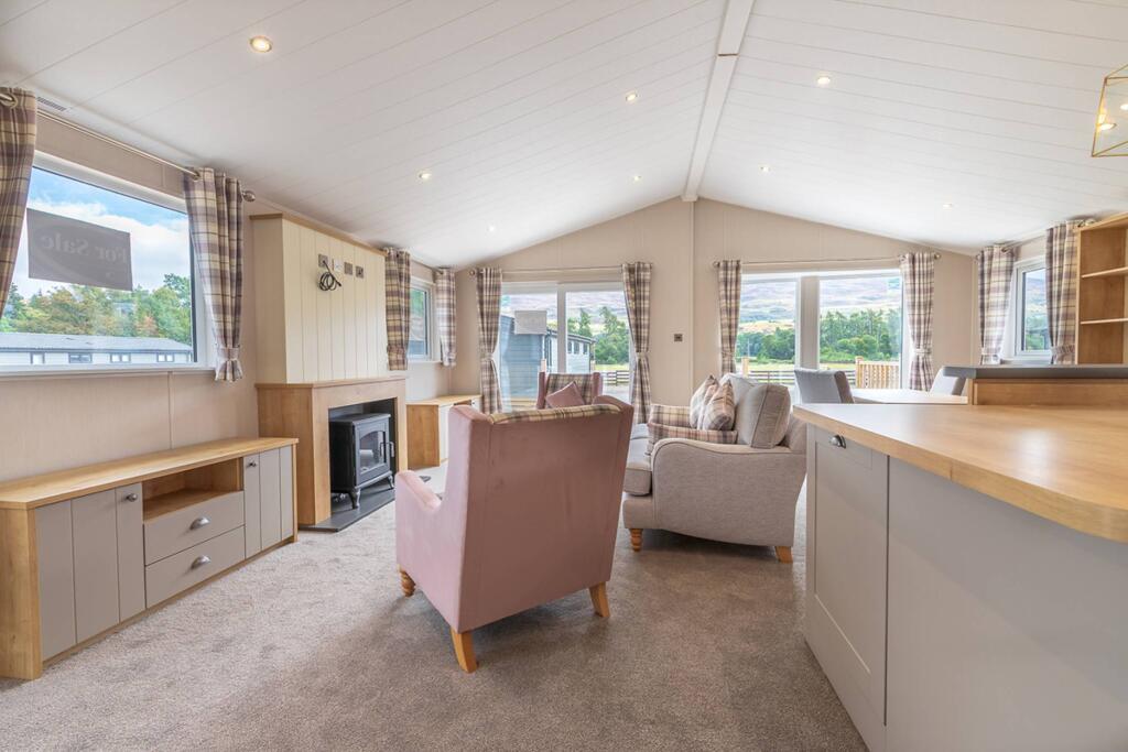 Lodge 16 The Sanctuary, Glendoe Road, Fort Augustus, PH32 4BG photo 3