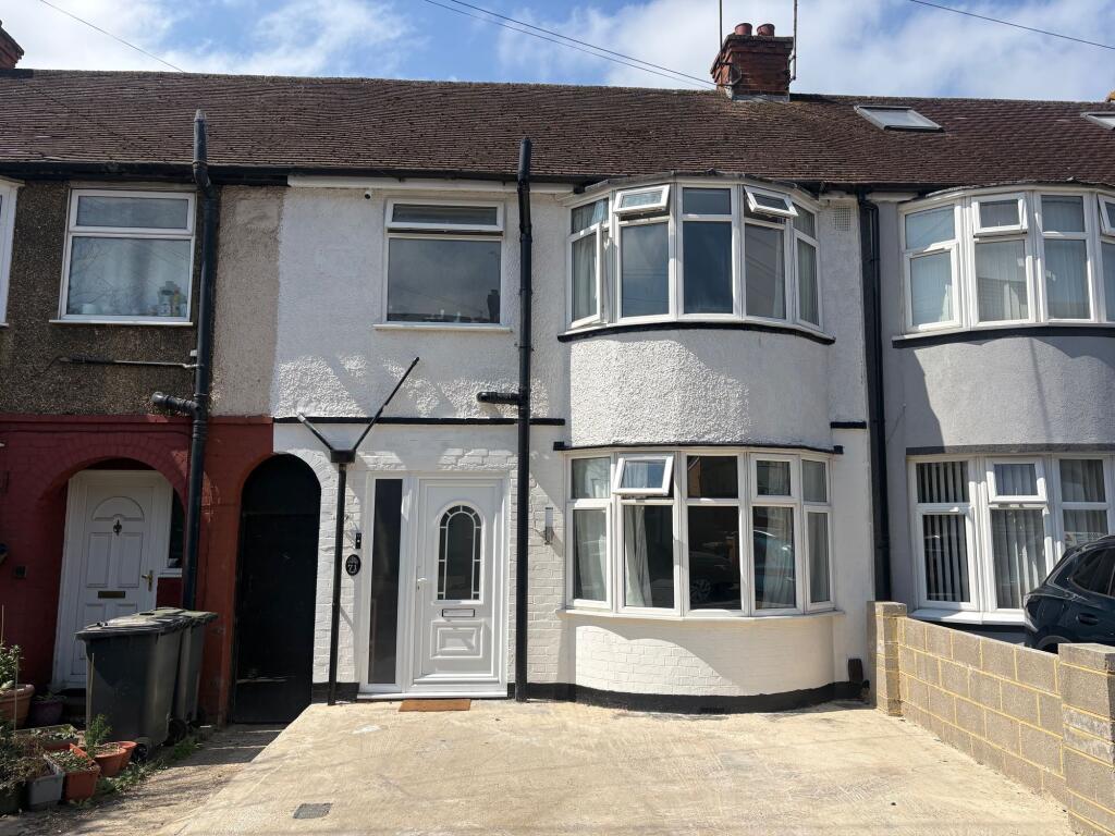Main image of property: Chester Avenue, Luton, LU4