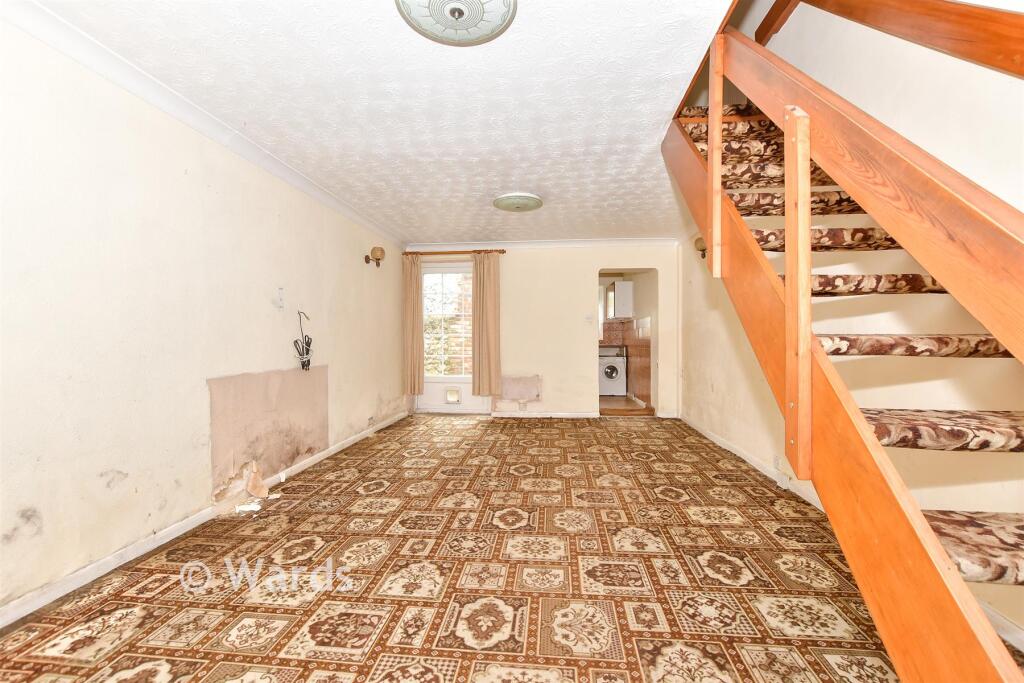 House in Canterbury - View 4