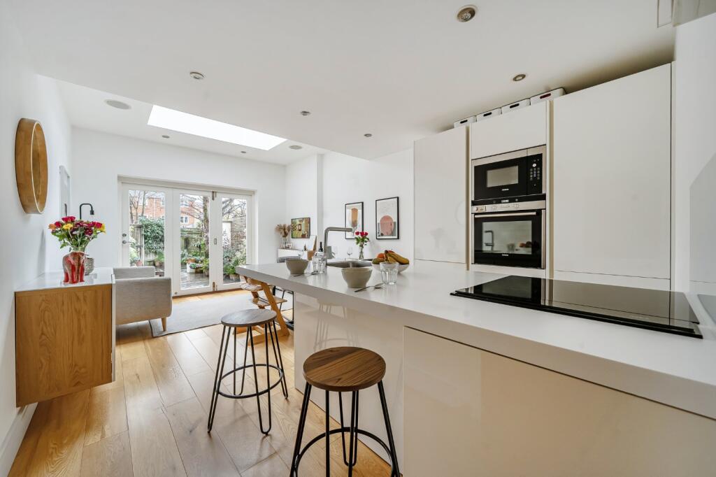 Main image of property: Fairfield South, Kingston upon Thames, KT1