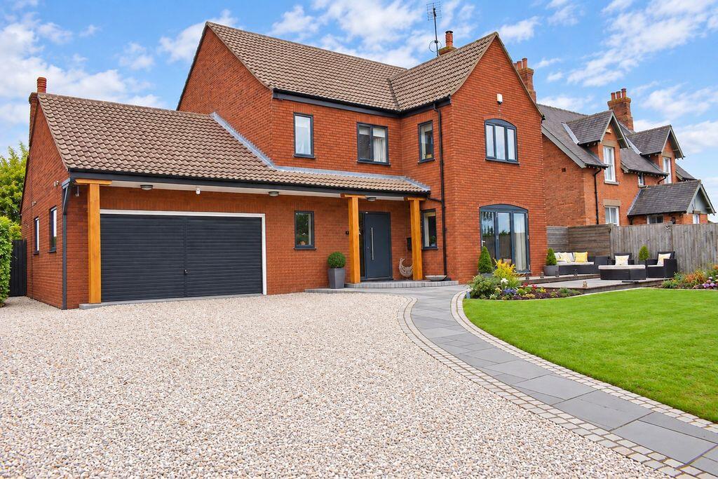 Main image of property: Lynden Lodge, Kneesall