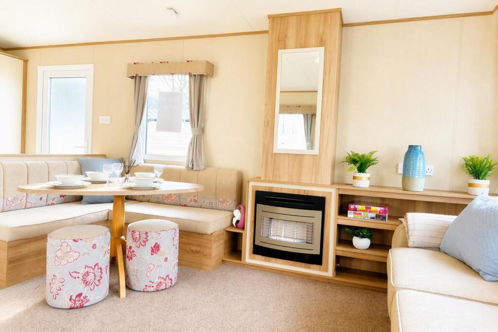 Yorkshire Dales Country & Leisure Park, Harmby Rd, Harmby, Leyburn, DL8 5NX - View 3