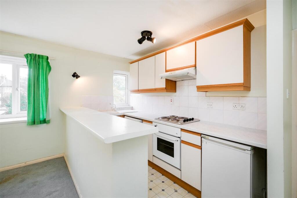 Apartment in London, Walthamstow Village, Leyton - View 6