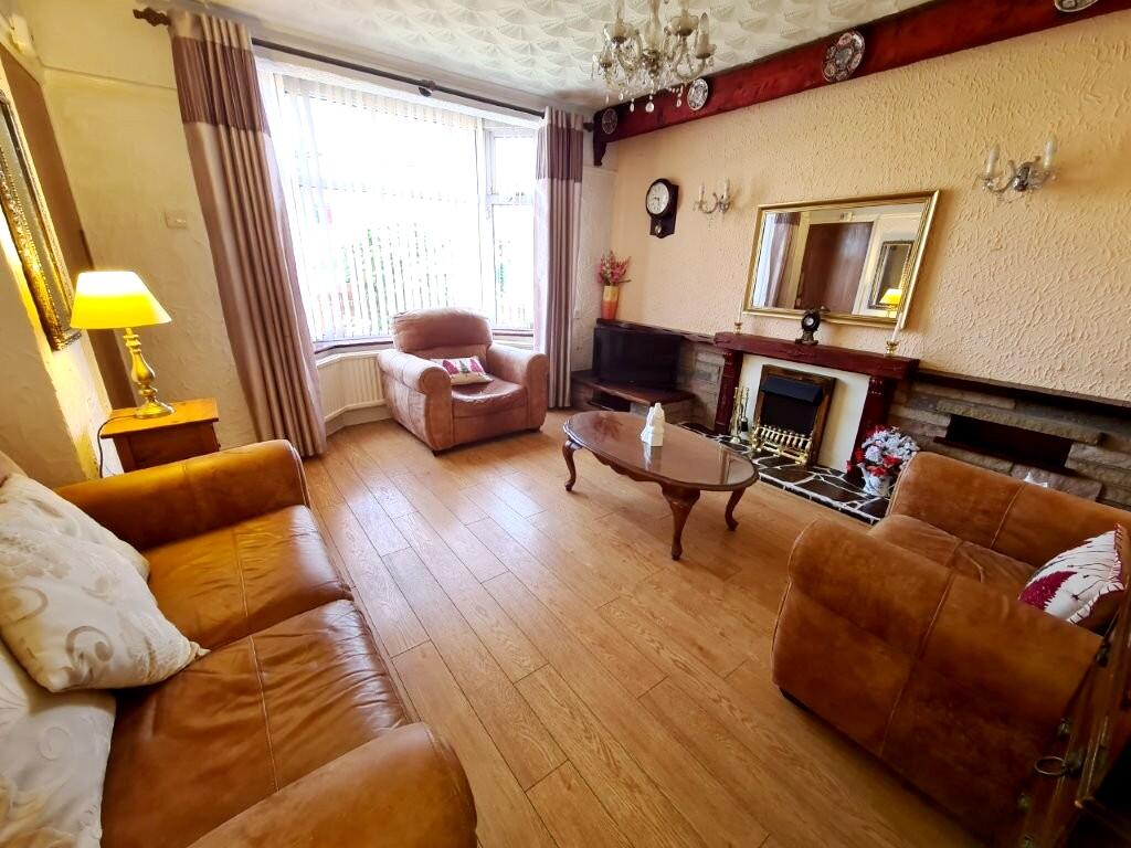 Shelley Grove, Droylsden photo 4