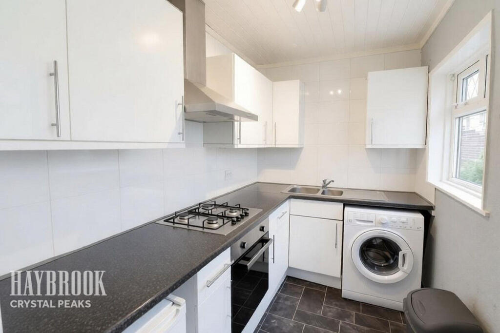 House in Sheffield, Woodhouse Mill, Woodhouse - More