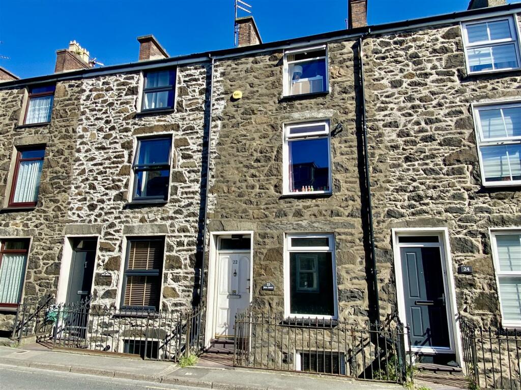 4-bed other on New Street, Pwllheli, £159,995