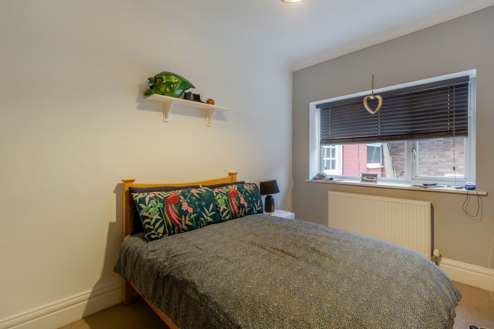 Apartment in South Tyneside, North East - View 4