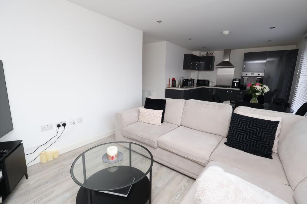 Talbot Road, Apartment 19, M32 photo 4