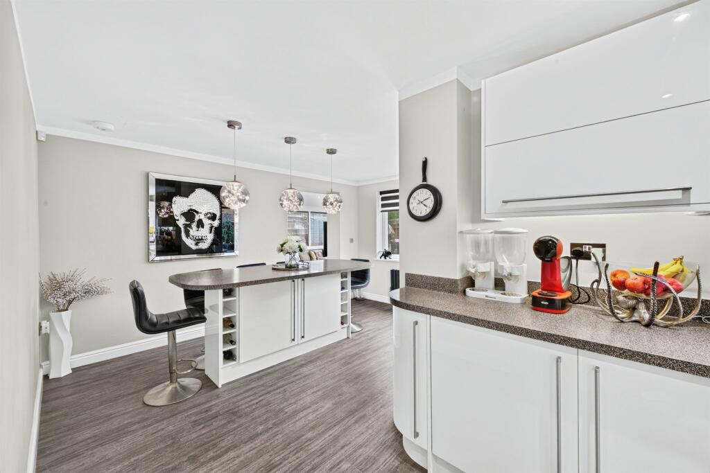 House in Northampton - View 3