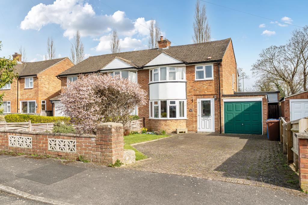 Main image of property: Hampden Drive, Kidlington, OX5