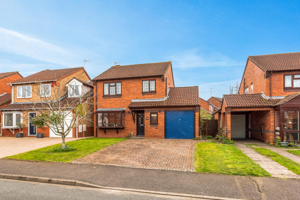 Main image of property: Drovers Way, Worcester