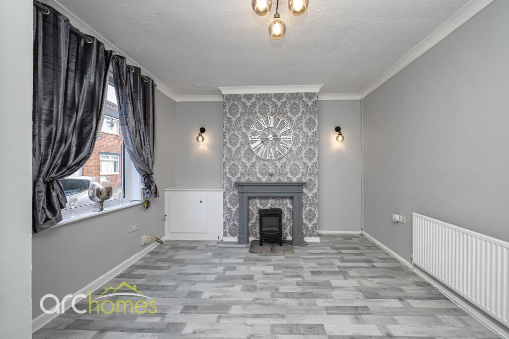House in Leigh, Lilford - View 5