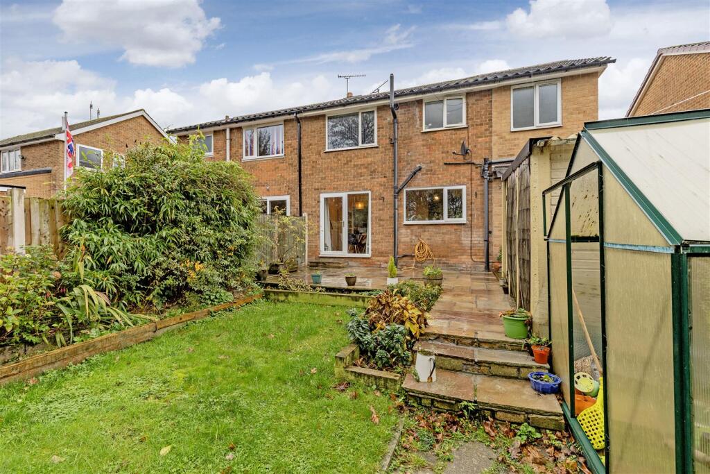 Greenside Avenue, Newbold, Chesterfield photo 2