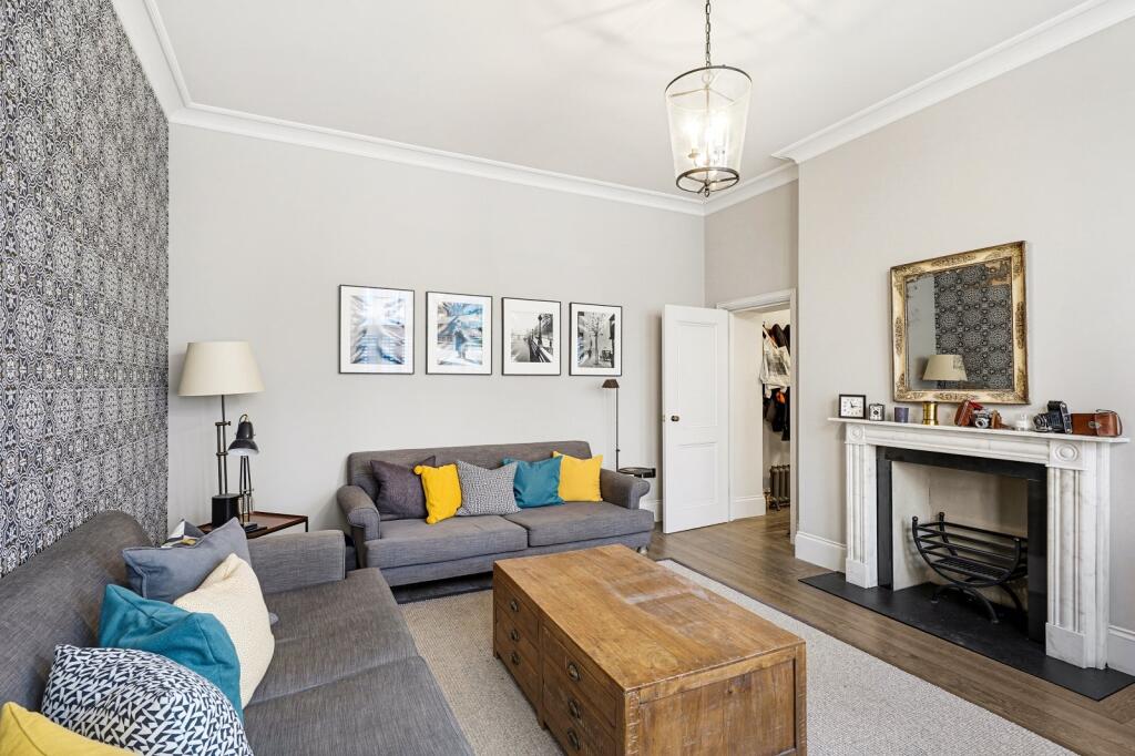 Apartment in London, City of Westminster - View 3