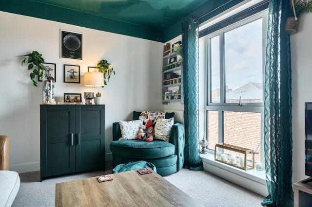 Apartment in Newbury, West Berkshire - View 3