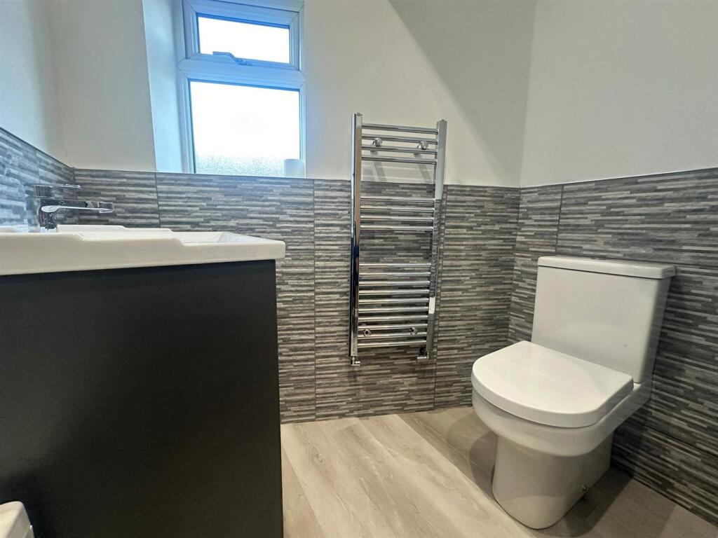 Additional image 10 of Oakworth Road, Keighley