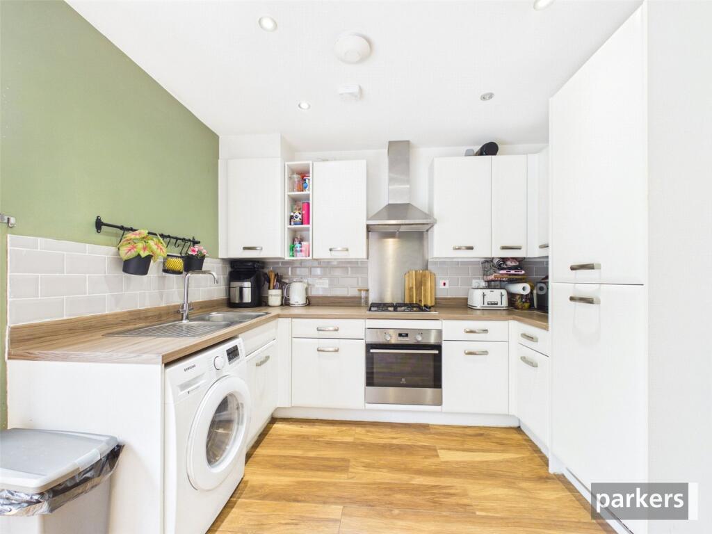 Apartment in Reading - View 4