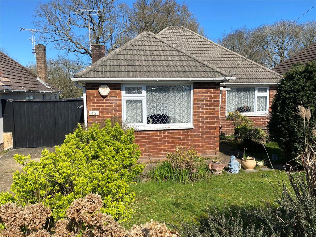 Main image of property: Cudnell Avenue, Bear Cross, Bournemouth, Dorset, BH11
