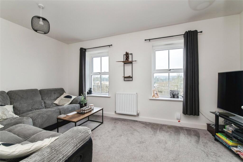 Tarka Way, Crediton, Devon, EX17 photo 3