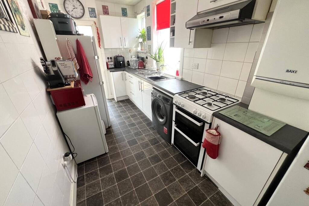 House in Portsmouth, Hilsea - View 4