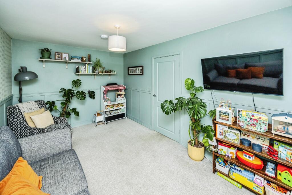 House in Kirklees, West Yorkshire - View 4