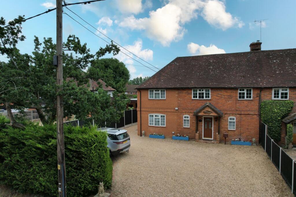 Main image of property: Eversley Centre, Hook, RG27