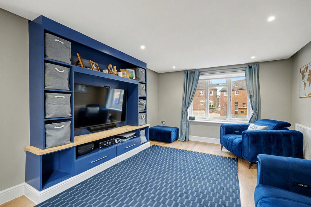 House in Swale, Milton Regis - View 5