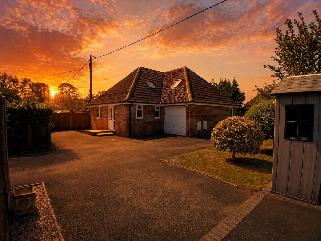 Main image of property: Stephens Close, Mortimer Common, Reading, Berkshire, RG7