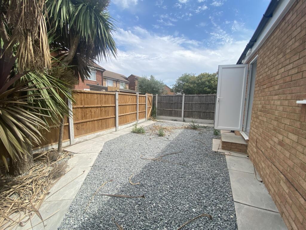House in Romford - View 4