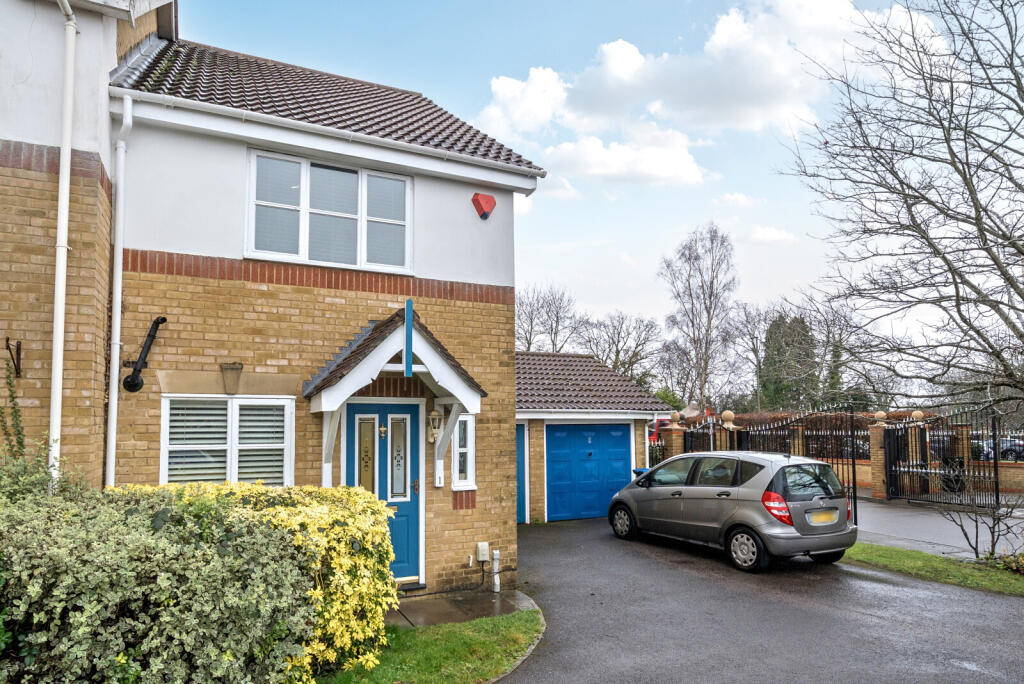 Main image of property: Clarendon Gate, Ottershaw, KT16