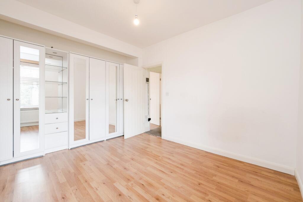Apartment in London, Forest Gate - View 4