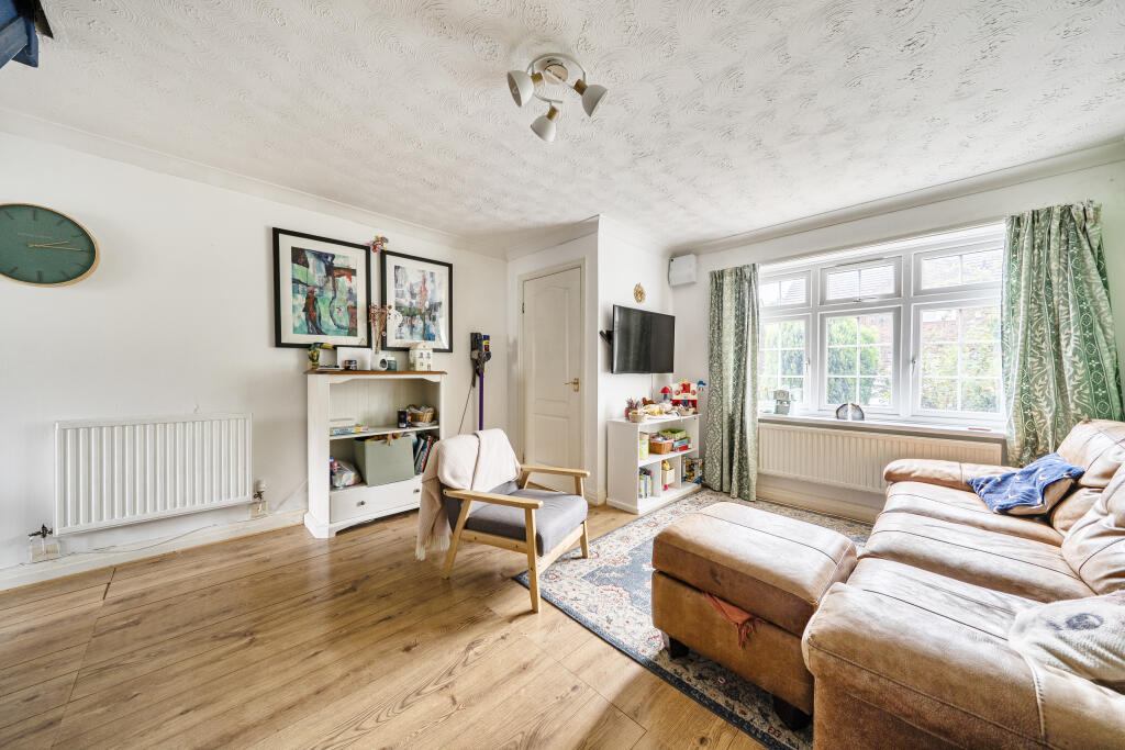 House in Swindon - View 4