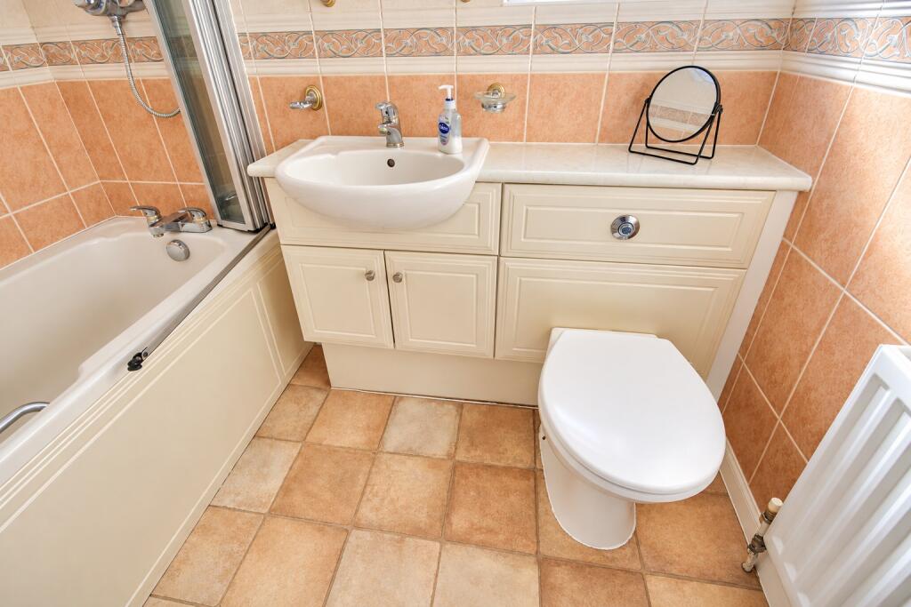 House in Southampton, Sholing Common - More