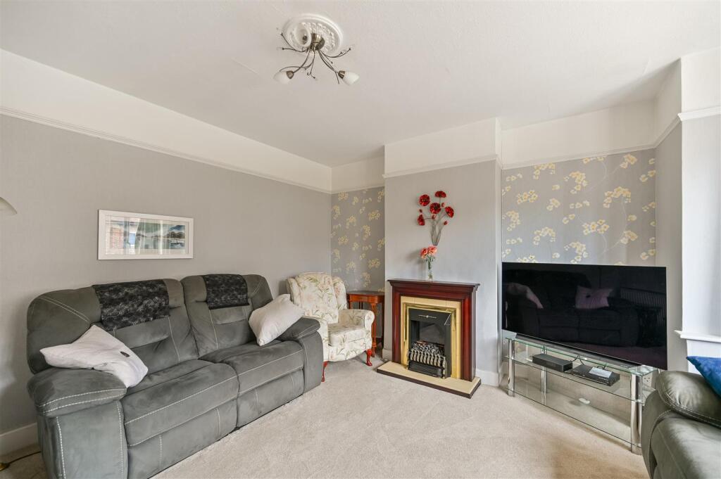House in Reading, Caversham - View 2