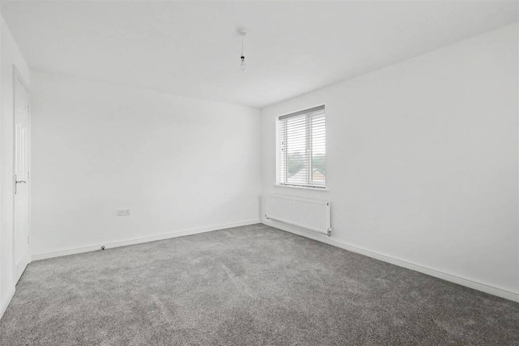 House in Nottingham - View 5