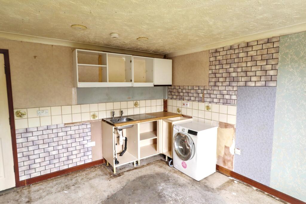 Apartment in Spalding - View 3