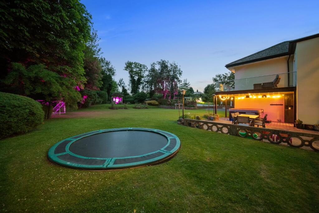 Additional image 28 of Leeds Road, Idle, Bradford, West Yorkshire, BD10