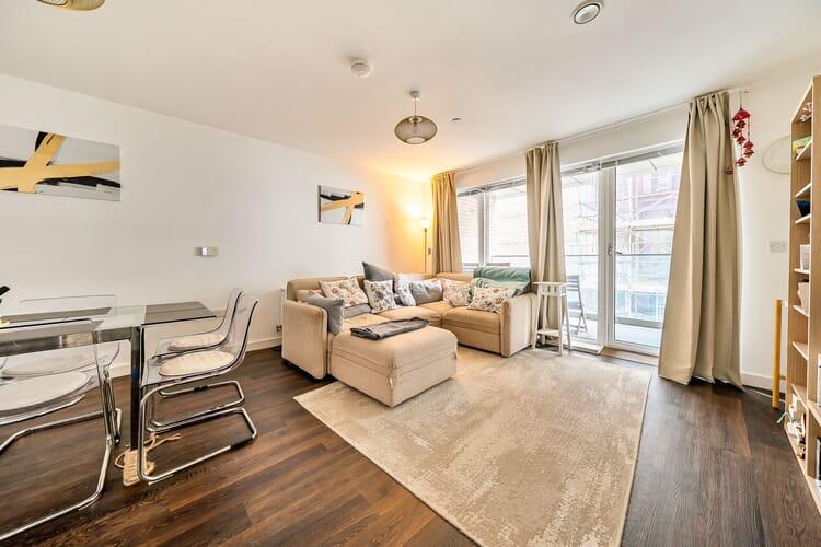 Apartment in London - View 3