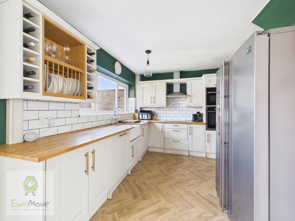 House in Strood, Medway - More
