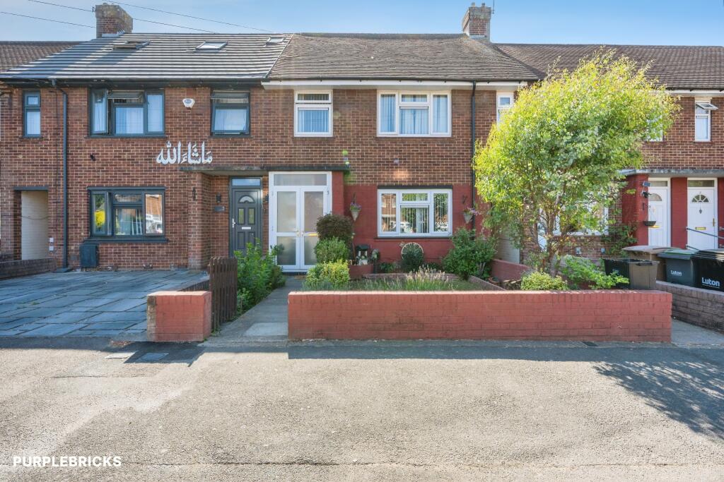 House in Luton - View 3