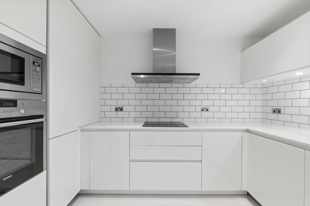 Apartment in London - More