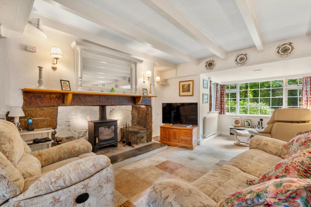 House in Plymouth - View 5