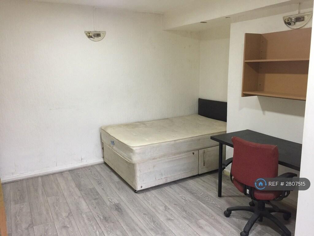 Claremont, Bradford, BD7