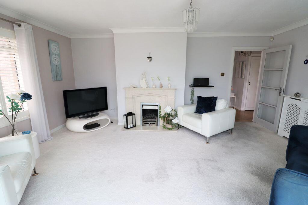 Central Avenue, Worthing photo 3